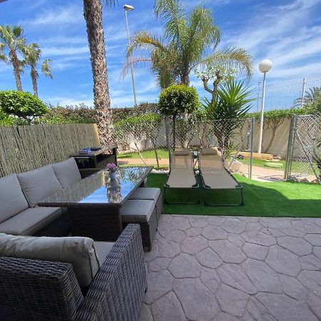 Apartment Palmas De Coco Playa Flamenca Dış mekan fotoğraf