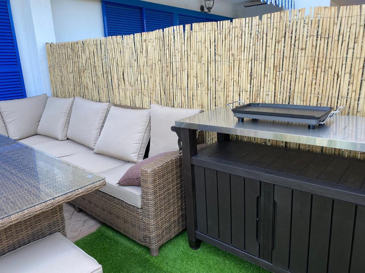 Apartment Palmas De Coco Playa Flamenca Dış mekan fotoğraf